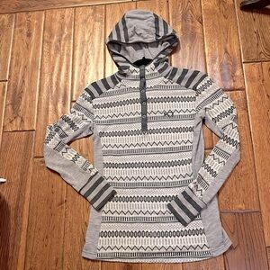 Kari Traa Akle 100% Merino Wool Hooded Hoodie Base Layer Top, color Dove, size M